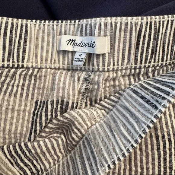 Madewell Pull-On Shorts in Striped Check Medium - Picture 4 of 5